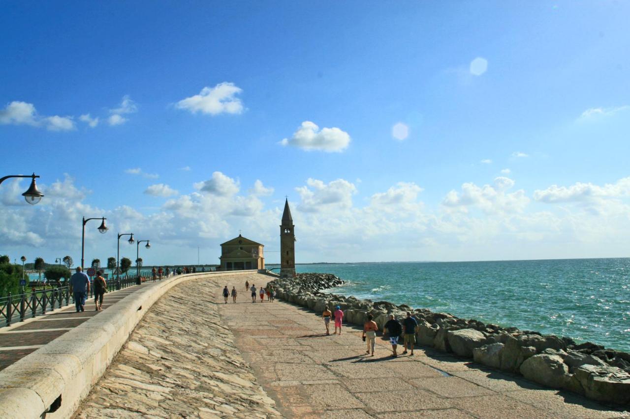 Ca' Mira Apartments Caorle Eksteriør bilde